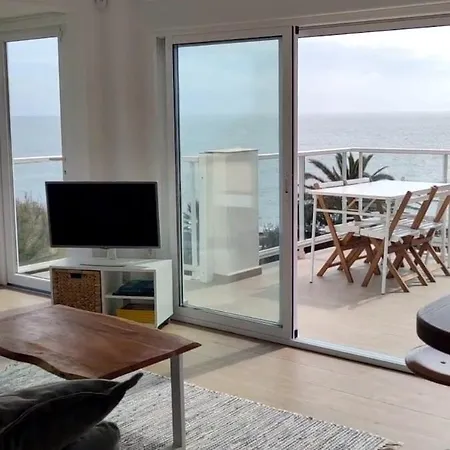 Apartment Beautiful Just A Few Meters From The Sea
